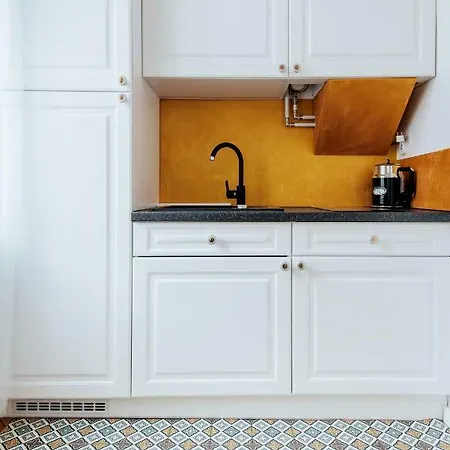 Διαμέρισμα Beautiful Brand New Sutio With Entresol, 2 Min Main Square Krasków